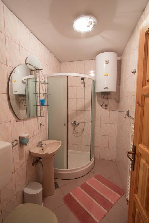 Apartments Ogorjelica ヤホリナ エクステリア 写真