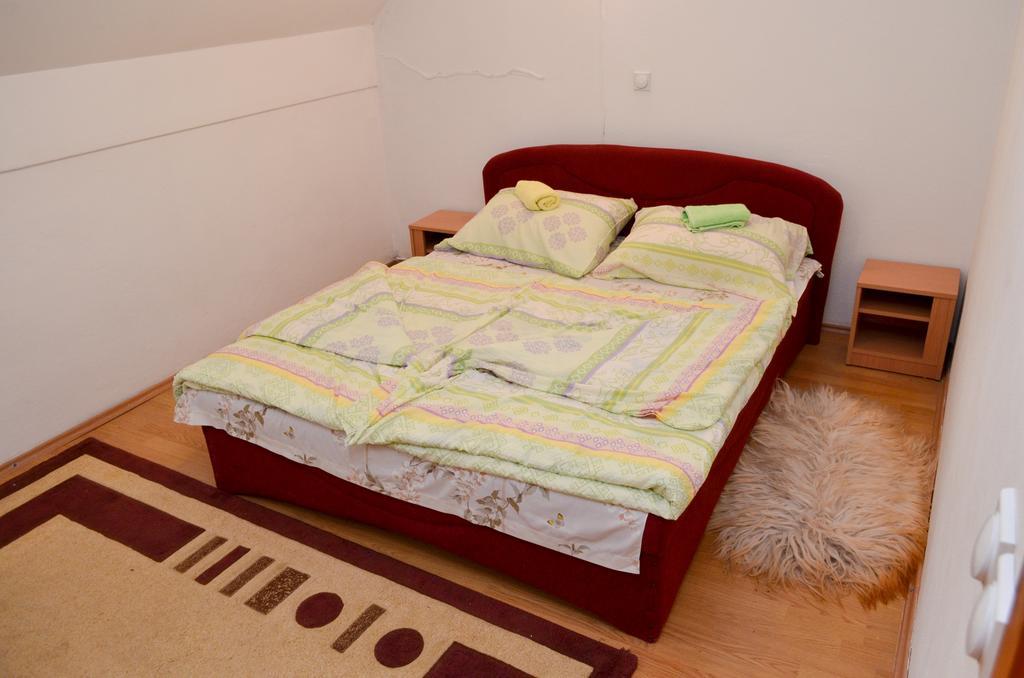 Apartments Ogorjelica ヤホリナ エクステリア 写真