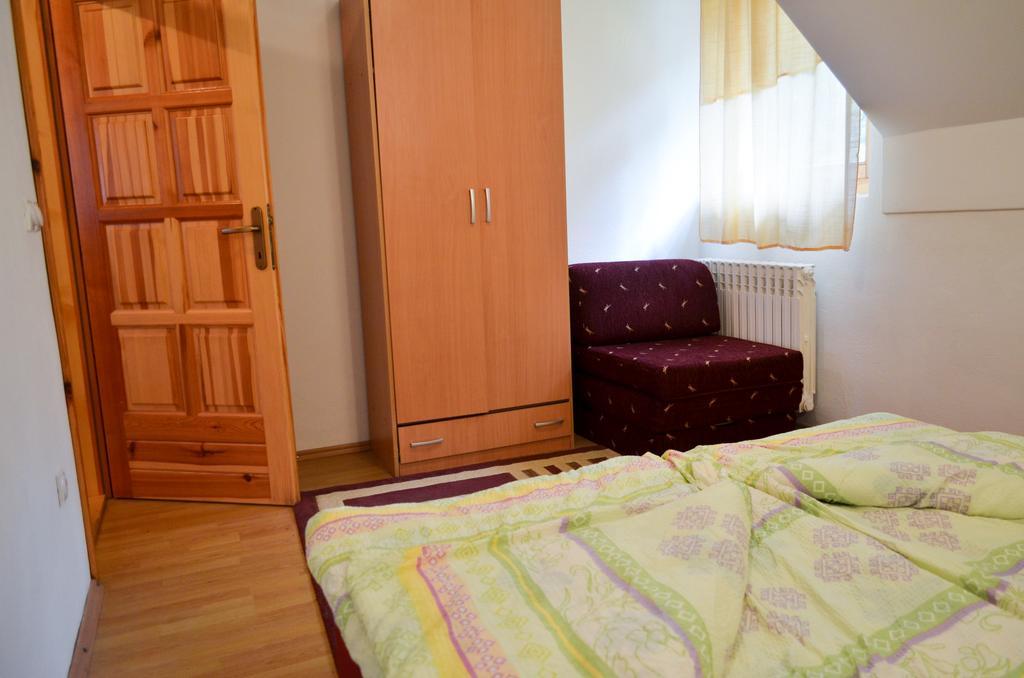Apartments Ogorjelica ヤホリナ エクステリア 写真