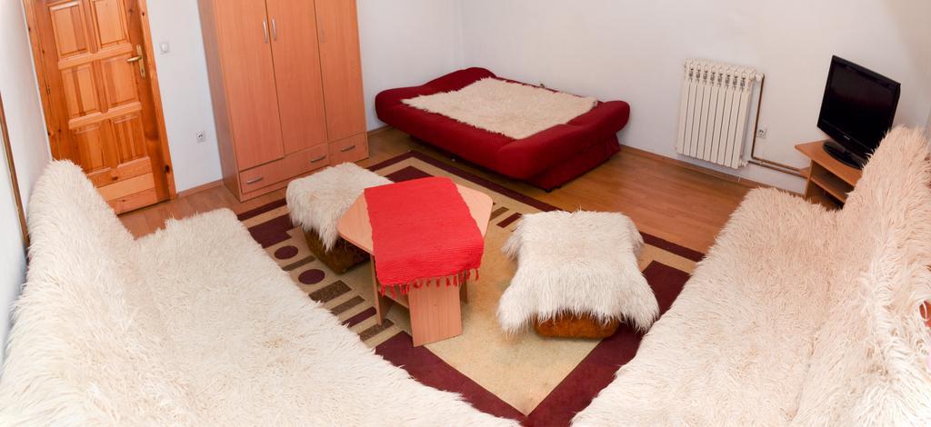 Apartments Ogorjelica ヤホリナ エクステリア 写真